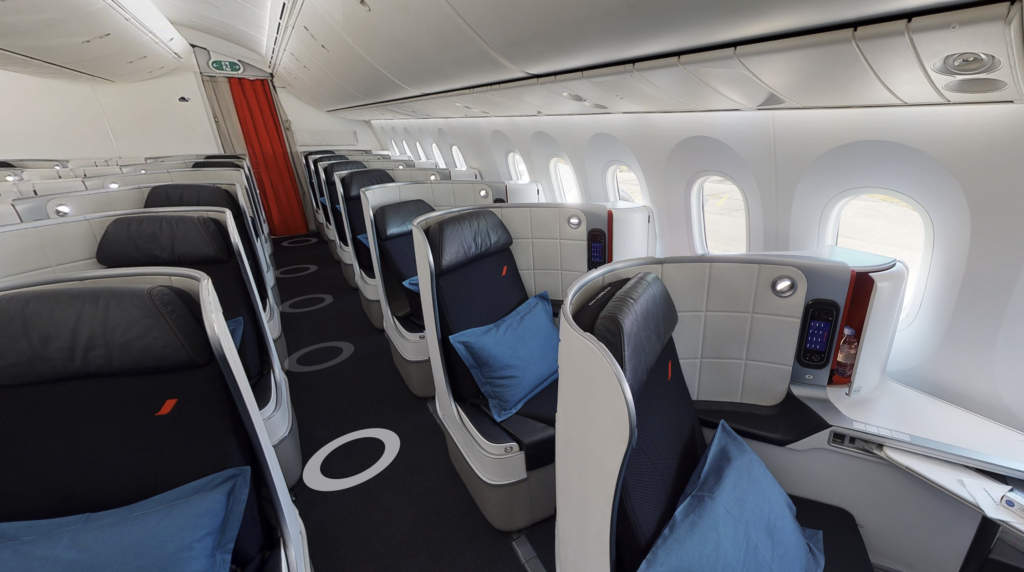 Air France 787-9 business class interior.