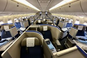 united airlines Boeing 767-300er business class