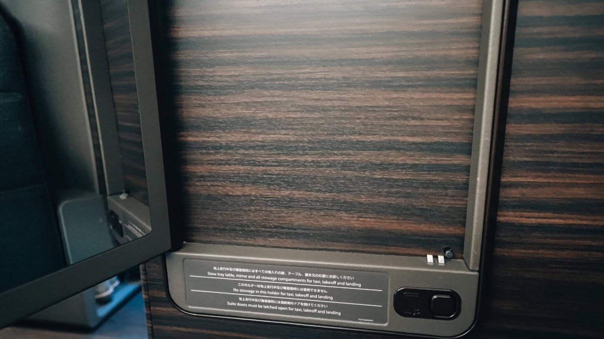 ANA 777-300ER First Class Review: The Suite 10 - ANA 777-300ER First Class,ANA First Class,ANA The Suite ANA 777-300ER First Class: Pop-Out Vanity Mirror.