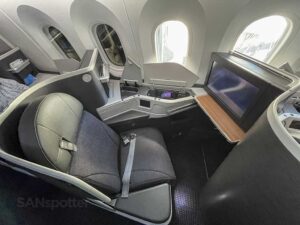 New Deal: Fly American Airlines Business Class To Lisbon 2 - Business Class On An American Airlines Boeing 787-8