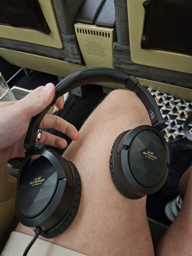 Etihad A321 Business Class Review 16 - etihad a321 business class Etihad A321 Business Class Review – etihad airways a321 business class headphones