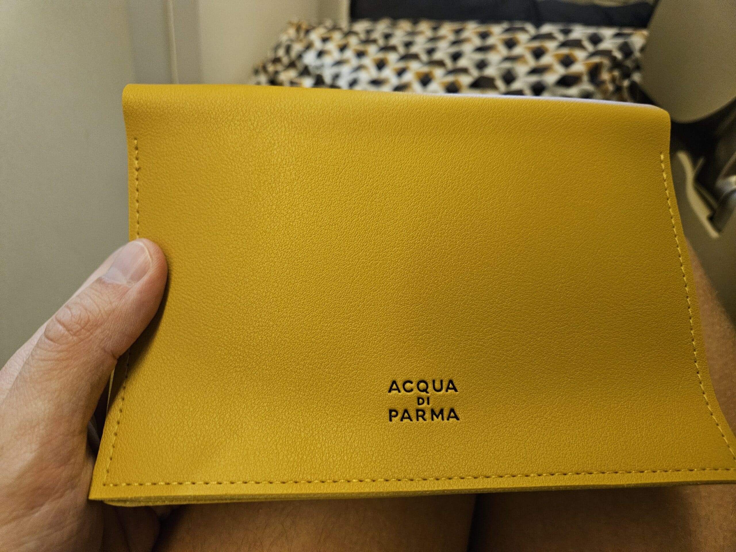 Etihad 777-300ER Business Class Review 11 - Etihad 777-300ER Business Class Etihad 777-300ER Business Class Review – etihad 777 amenity kit