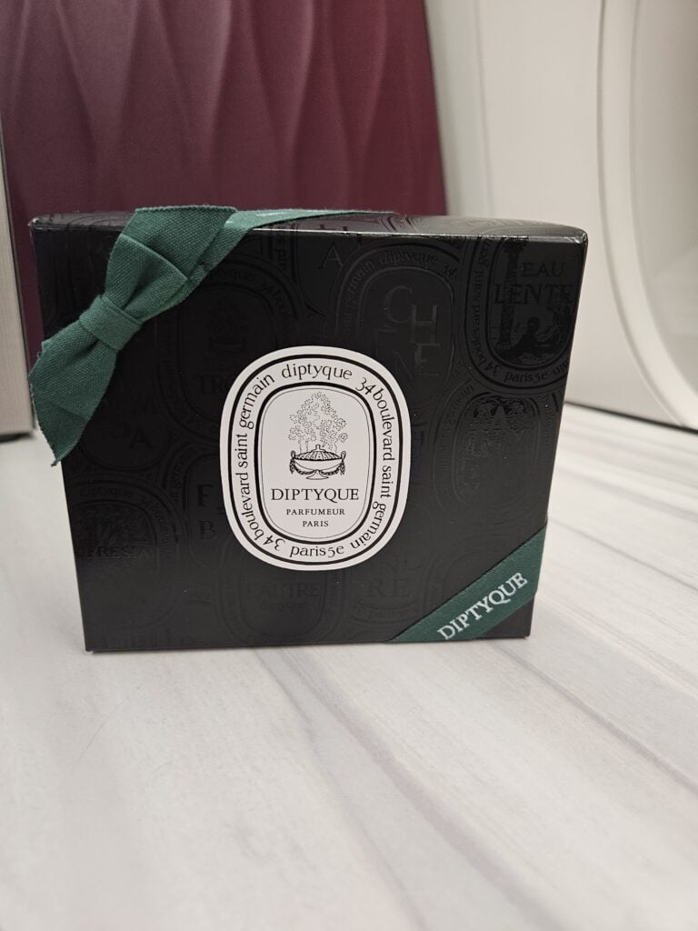 Qatar a350 Airbus 1000 Business Class Review – qatar airways amenity kit packaging
