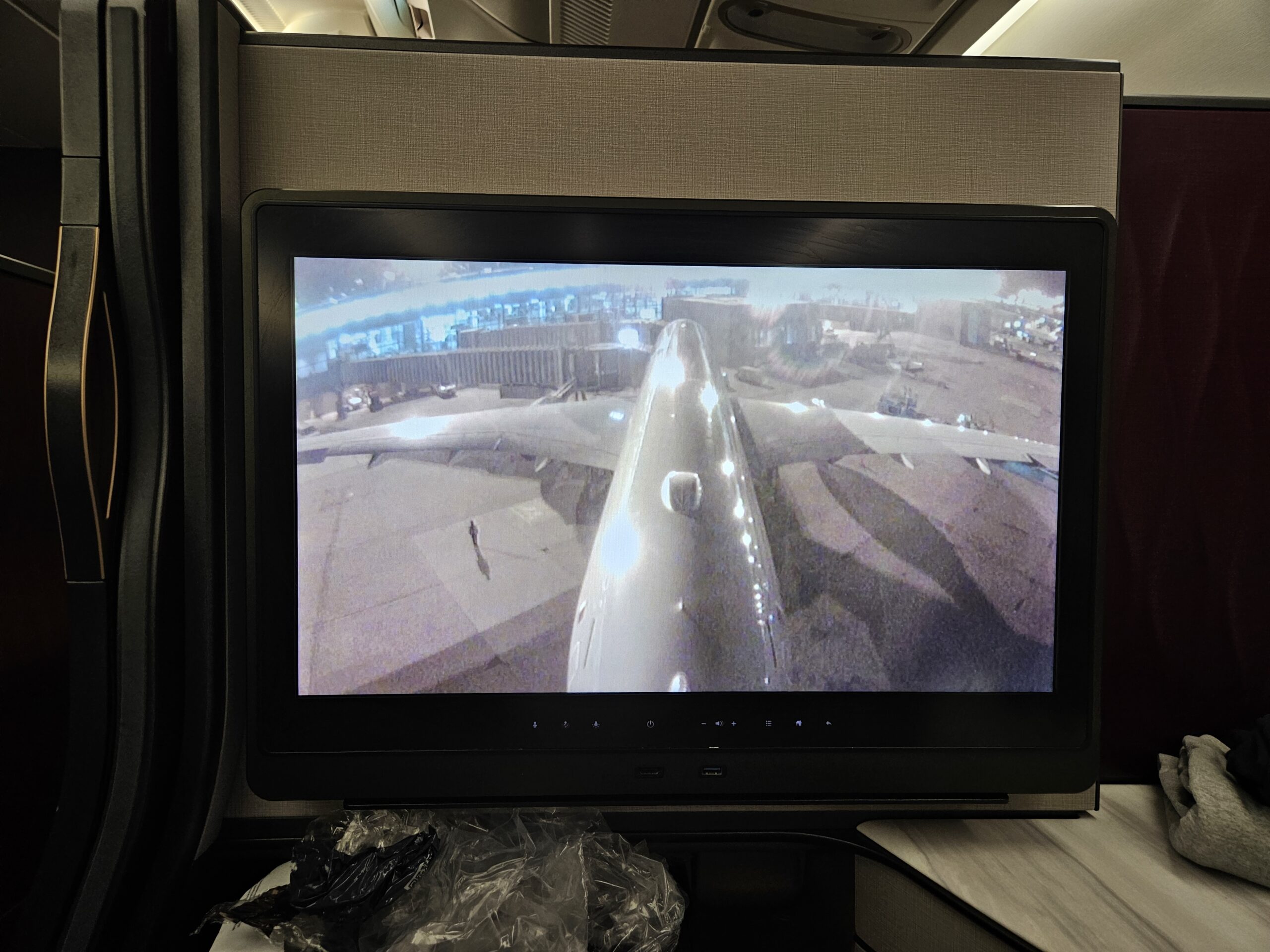 Qatar a350 Airbus 1000 Business Class Review – qatar airways tail camera