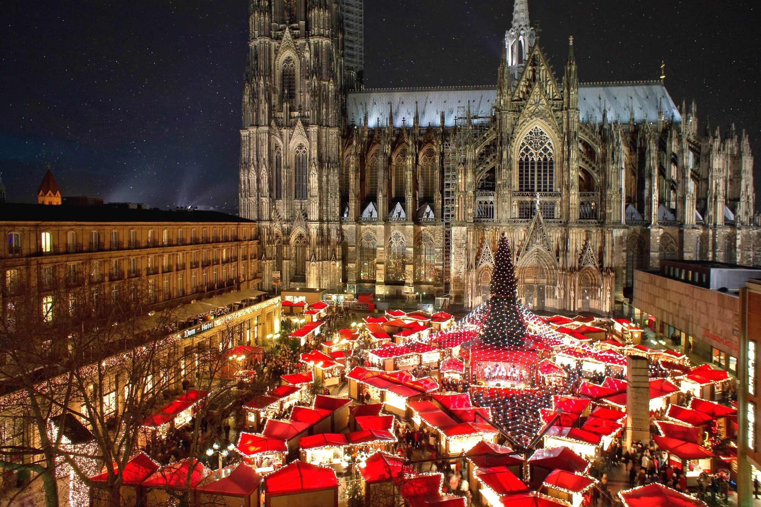 Best Christmas Markets In Europe – Cologne Christmas Market. 
