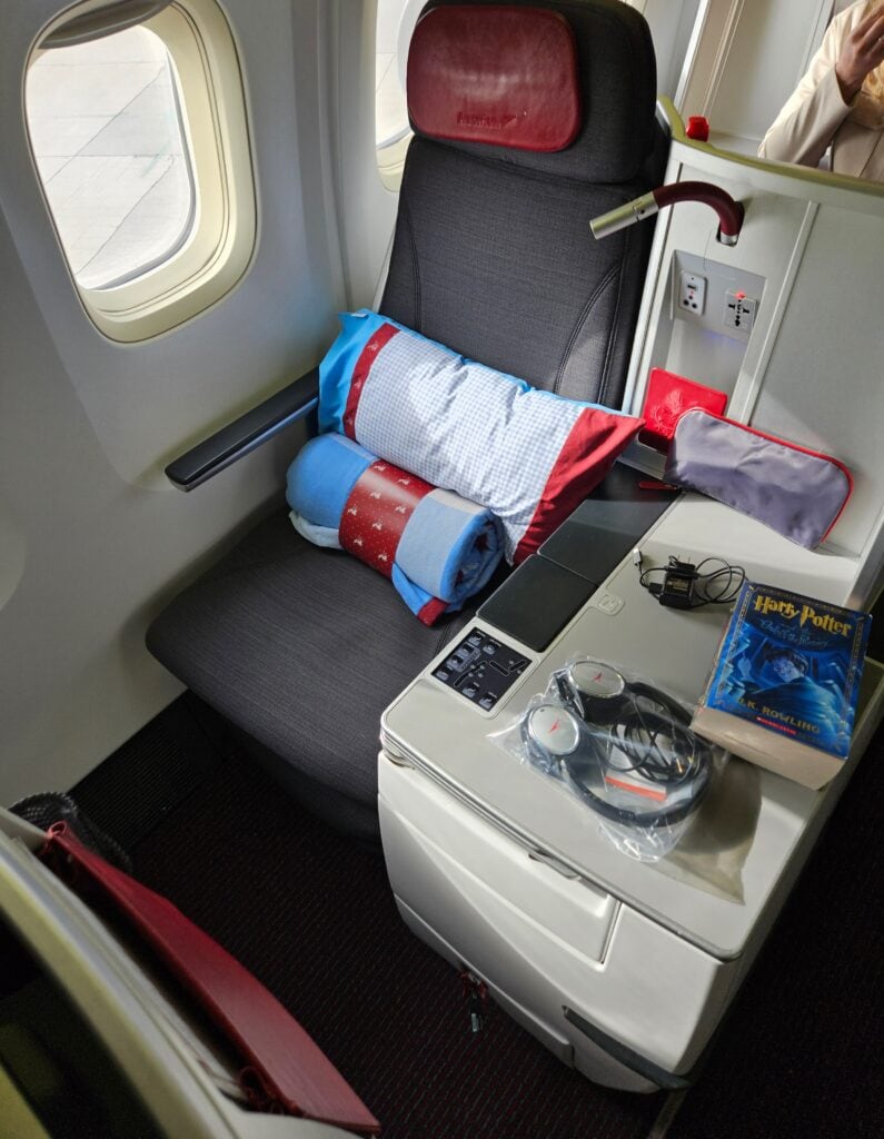 Austrian Airlines 767-300ER Business Class Review – business class vienna austrian airlines airways seat bed