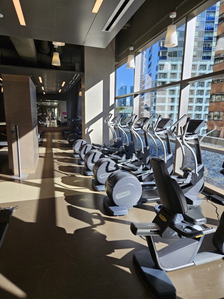 Hyatt Regency Seattle Review – elliptical treadmill bike gym hyatt regency seattle