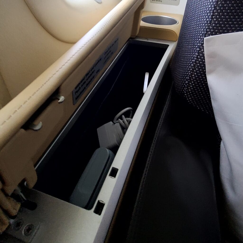 Lufthansa 747-8 First Class Review – Lufthansa First Class Window Seat Side Panel Storage