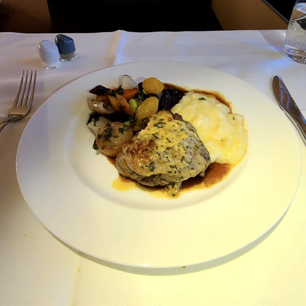 Lufthansa 747-8 First Class Review – Lufthansa 747-8 First Class Beef Filet Entree