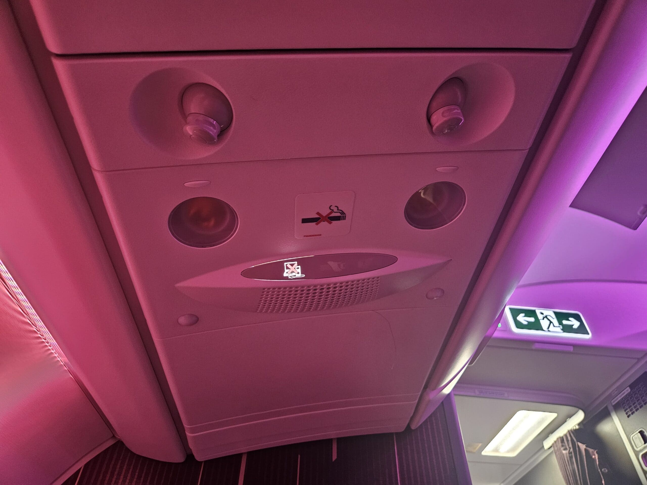 Virgin Atlantic A330-900neo Upper Class Review – overhead air vent reading light business class virgin atlantic