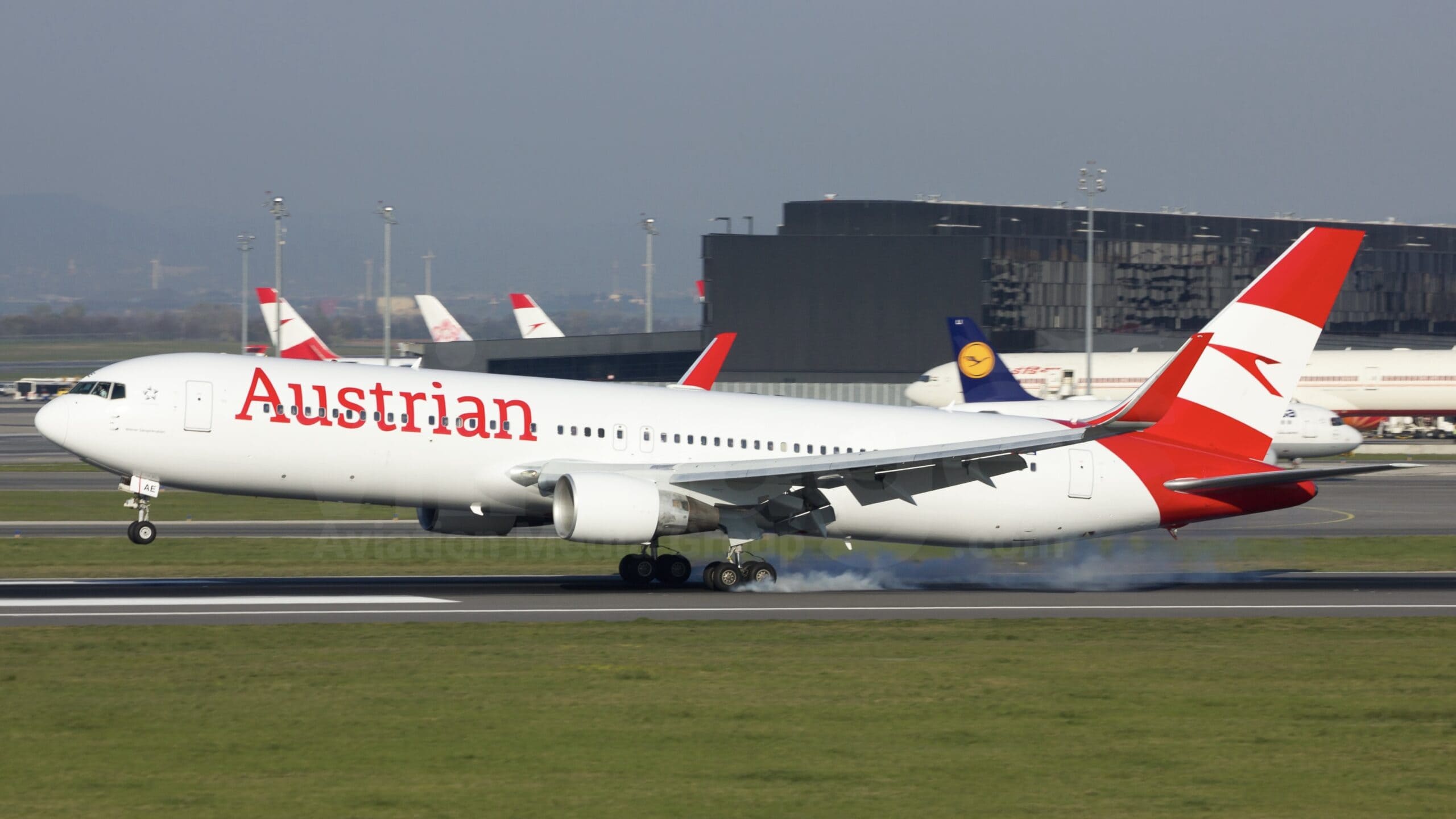 Austrian Airlines 767-300ER Business Class Review