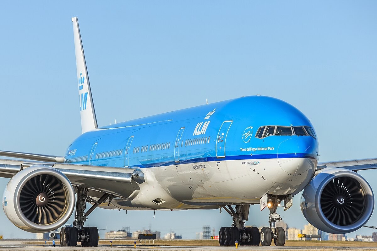 KLM 777-300ER Business Class Review