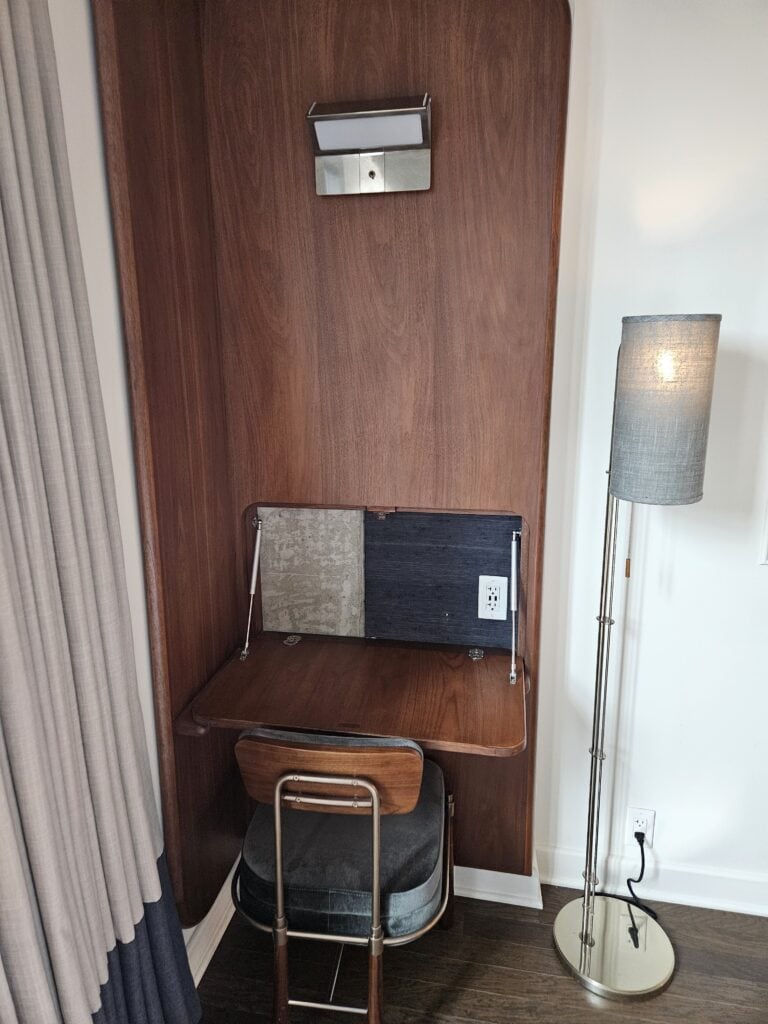 Thompson Washington DC Review – desk thompson dc washington king bedroom balcony