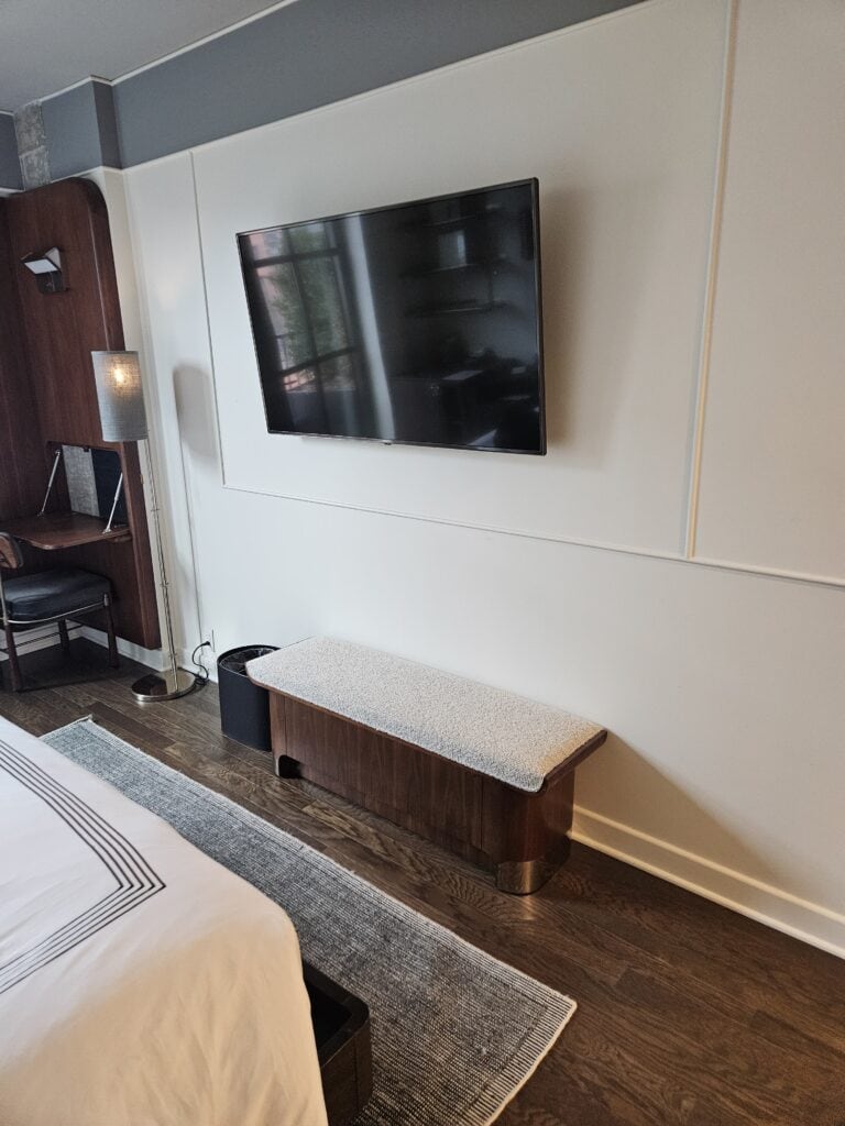 Thompson Washington DC Review – television TV thompson washington dc king bedroom balcony