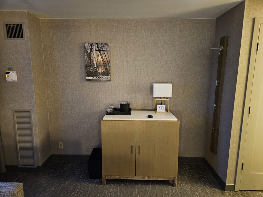 Hyatt Regency Boston Review – hyatt regency boston bedroom minibar mini bar ice bucket hanging rack
