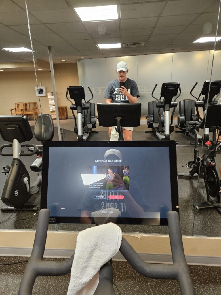 Hyatt Regency Boston Review – hyatt regency boston peloton gym gymnasium cardio equipment