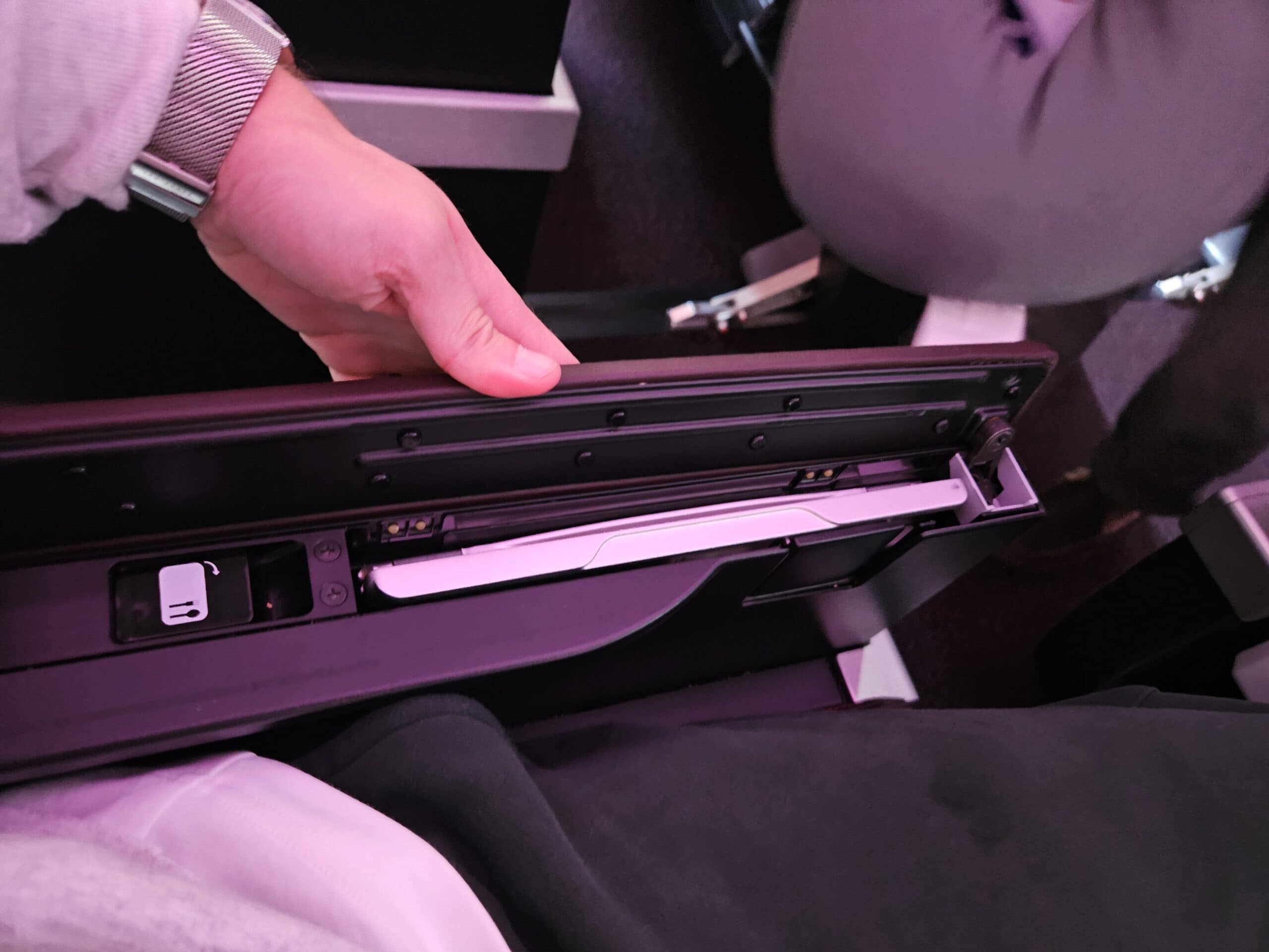 Virgin Atlantic A330-900neo Premium Economy Review 17 - Virgin Atlantic A330-900neo Premium Economy Virgin A330-900neo Premium Economy Review – virgin economy a330 tray table closed premium economy