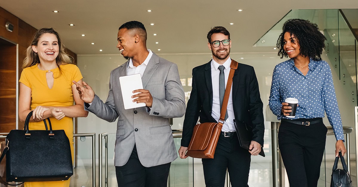 Featured image for “6 Best Credit Cards For Young Professionals”