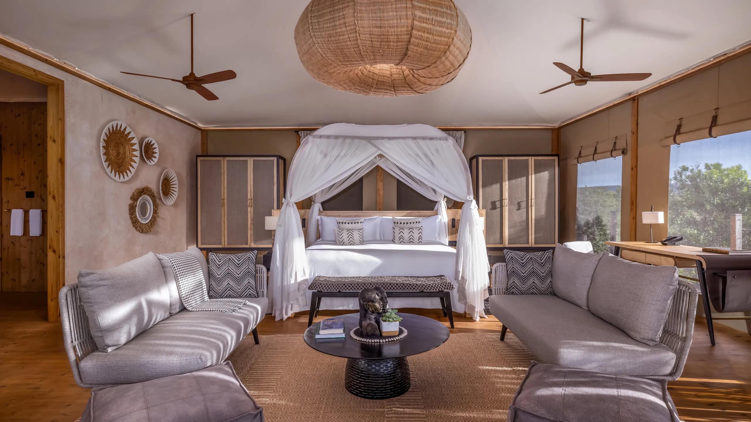 Featured image for “7 Best Hotel Credit Cards For Free Nights”