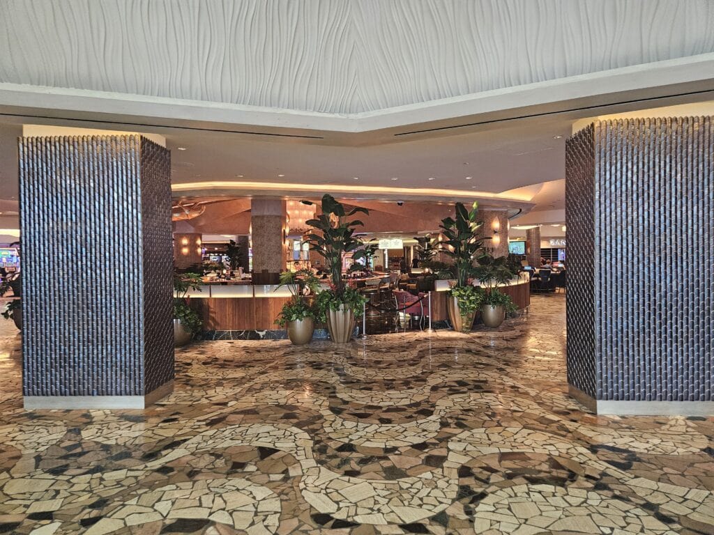 Rio Hotel And Casino Review 8 - Rio Hotel And Casino Rio Hotel And Casino Review – rio las vegas casino lobby bar elevators behind bar