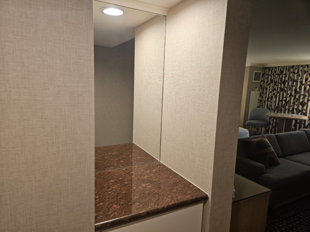 Rio Hotel And Casino Review 11 - Rio Hotel And Casino Rio Hotel And Casino Review – rio las vegas casino suite shelf store stuff crossbody bag wallet