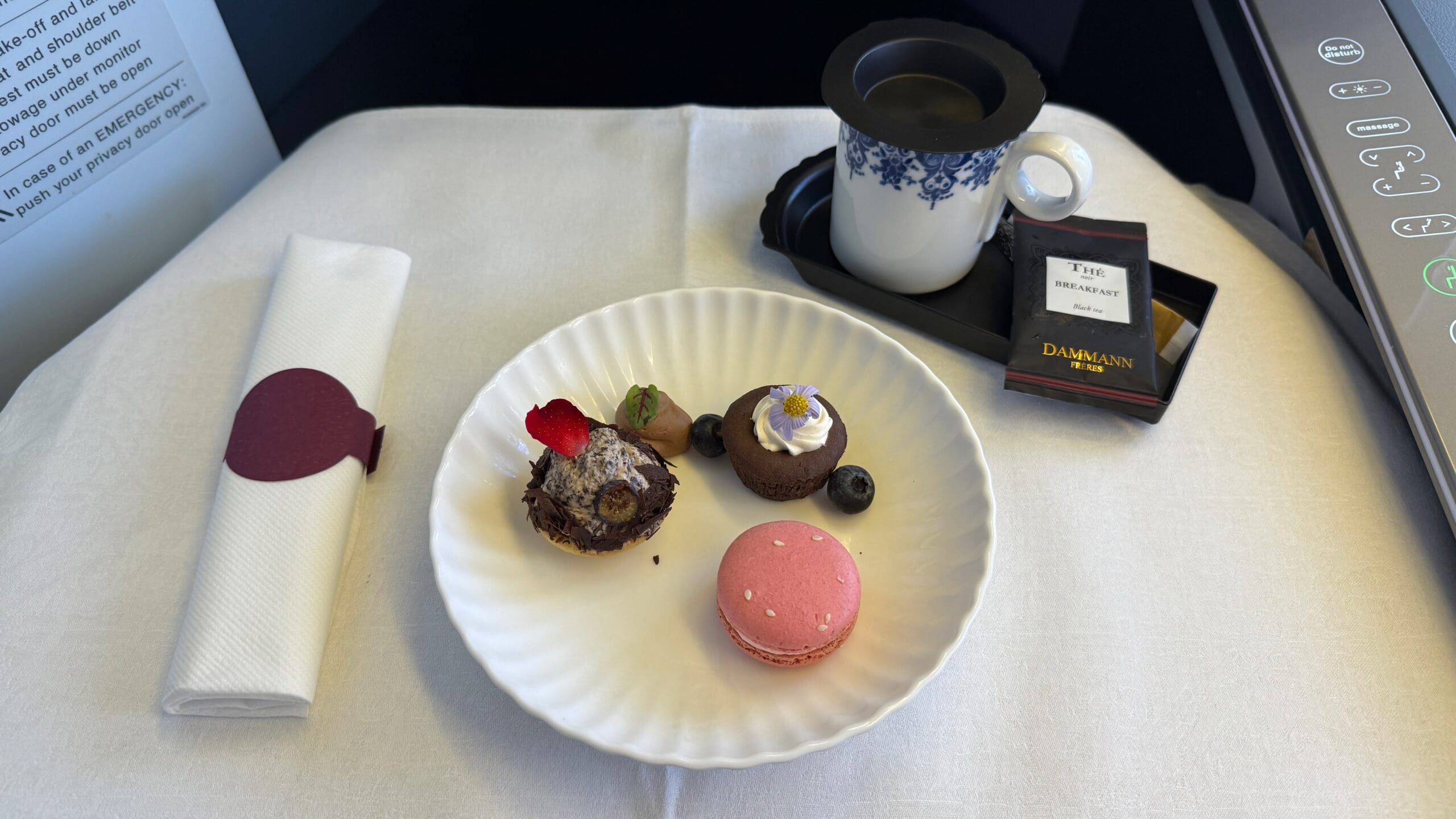 KLM 777-300ER Business Class Review 30 - klm 777-300er business class KLM 777-300ER Business Class Review – KLM Business Class Main Meal: Dessert
