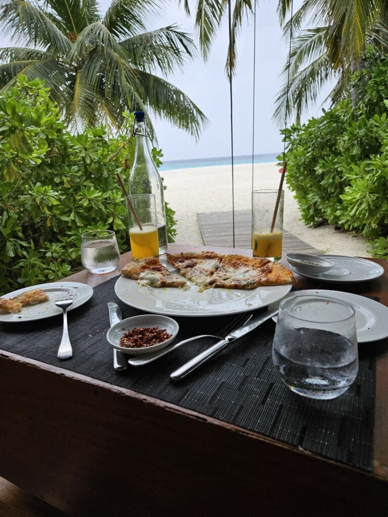 Park Hyatt Maldives Food And Beverages Review – park hyatt maldives food and beverage beachside beach side pizza mocktail