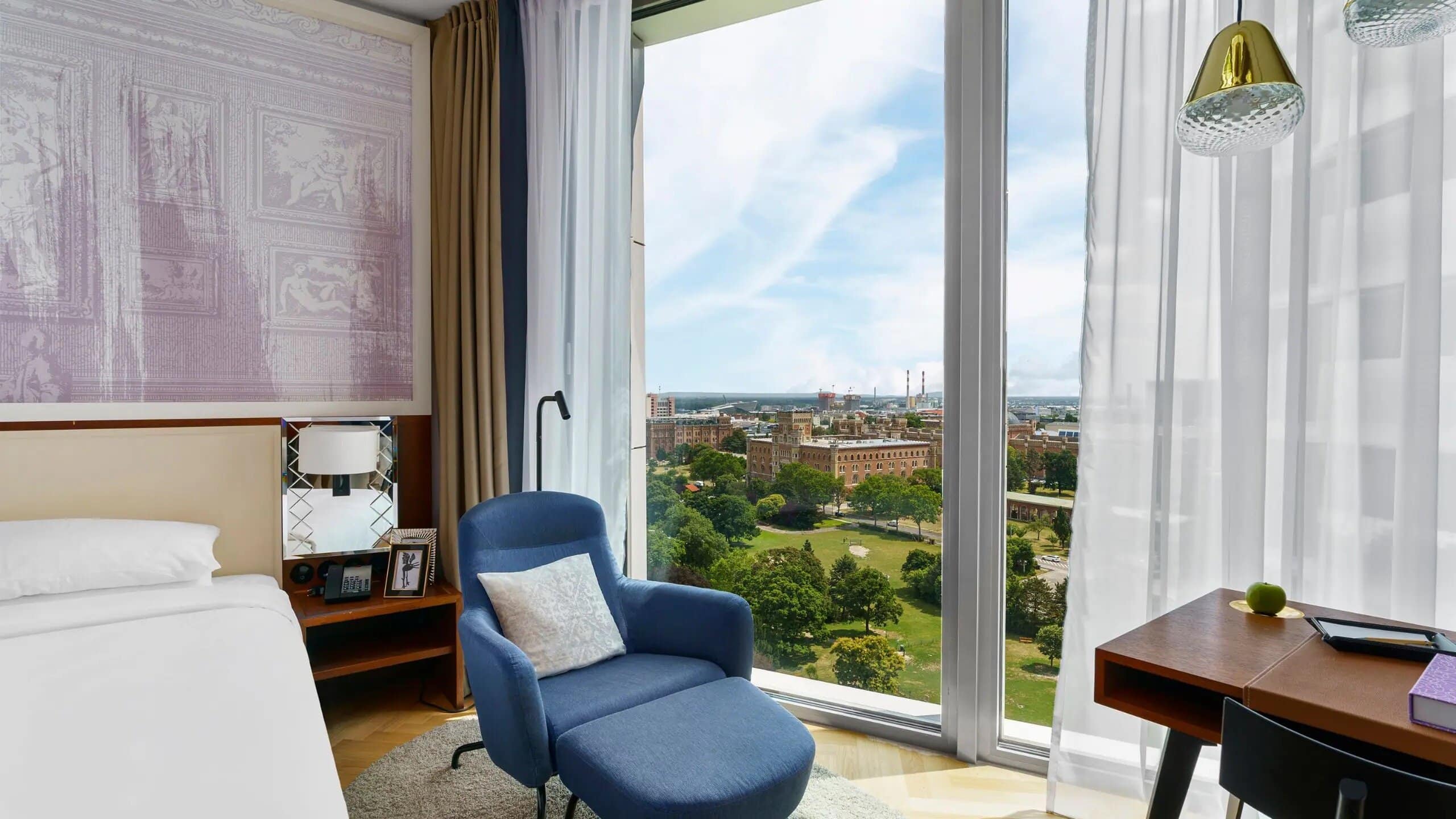 Not All Hyatt Properties Offer The Hyatt Family Plan Rate