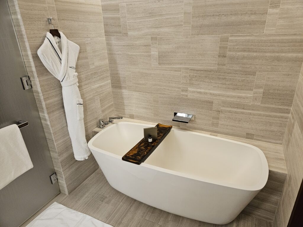 Park Hyatt New York City NYC - Suite Bathroom