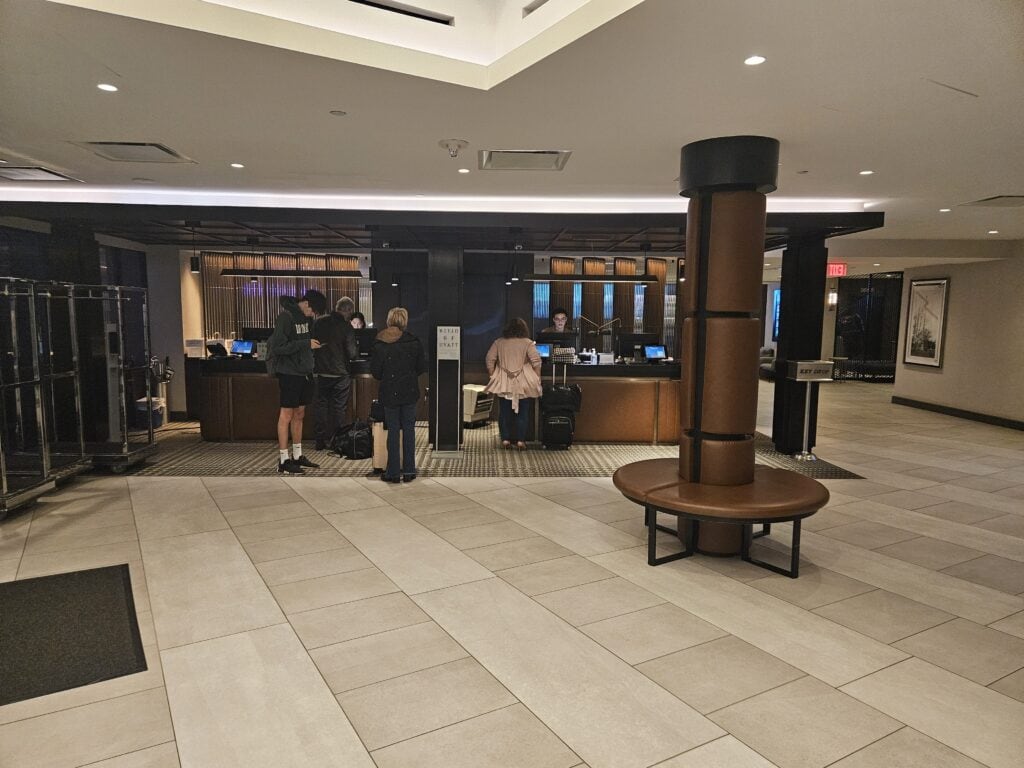 Hyatt Regency Boston / Cambridge Review 6 - Hyatt Regency Boston / Cambridge Hyatt Regency Boston / Cambridge - Check-In Counter