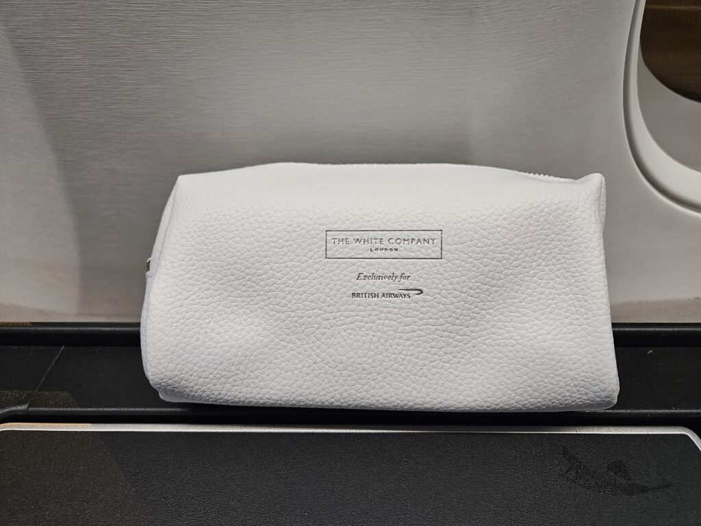 British Airways A350-1000 Business Class Review 17 - British Airways A350-1000 Business Class British Airways A350-1000 Business Class - Club Suites Amenity Kit