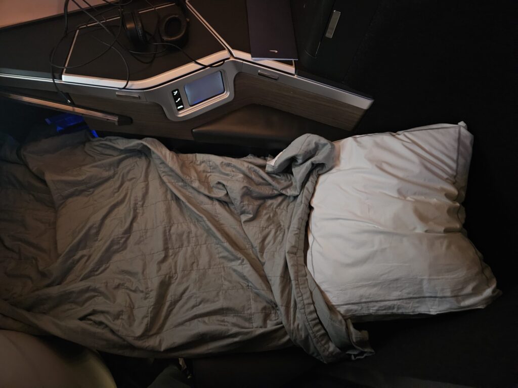 British Airways A350-1000 Business Class Review 13 - British Airways A350-1000 Business Class British Airways A350-1000 Business Class - Club Suites Bed
