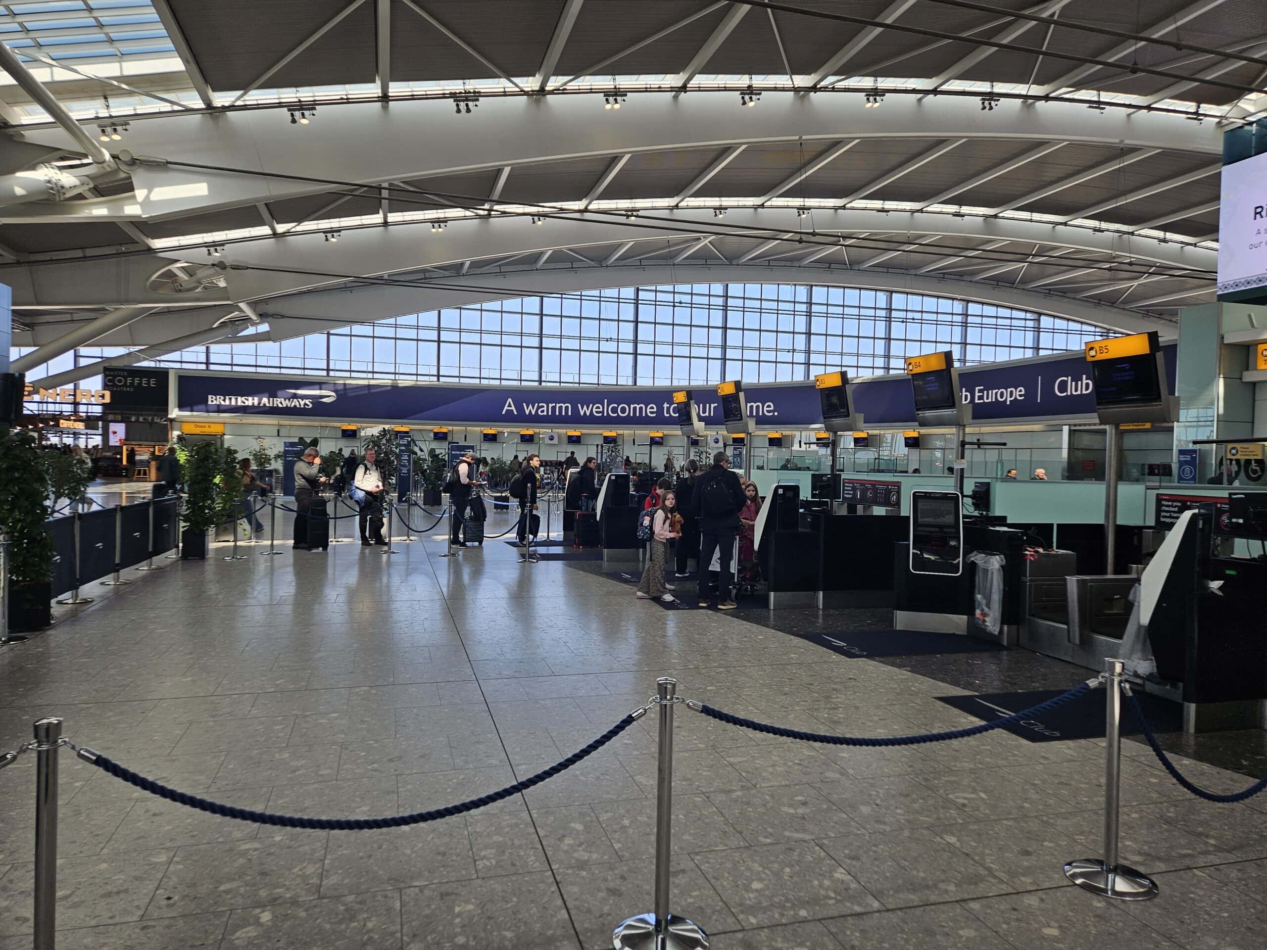 British Airways 787-8 Premium Economy - Premium Economy Check-in