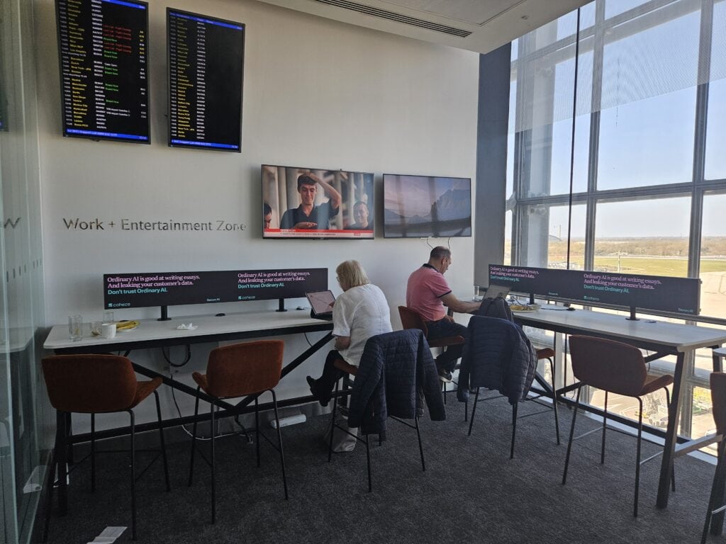 British Airways Galleries Lounge Review: T5 North - Work Office Zone