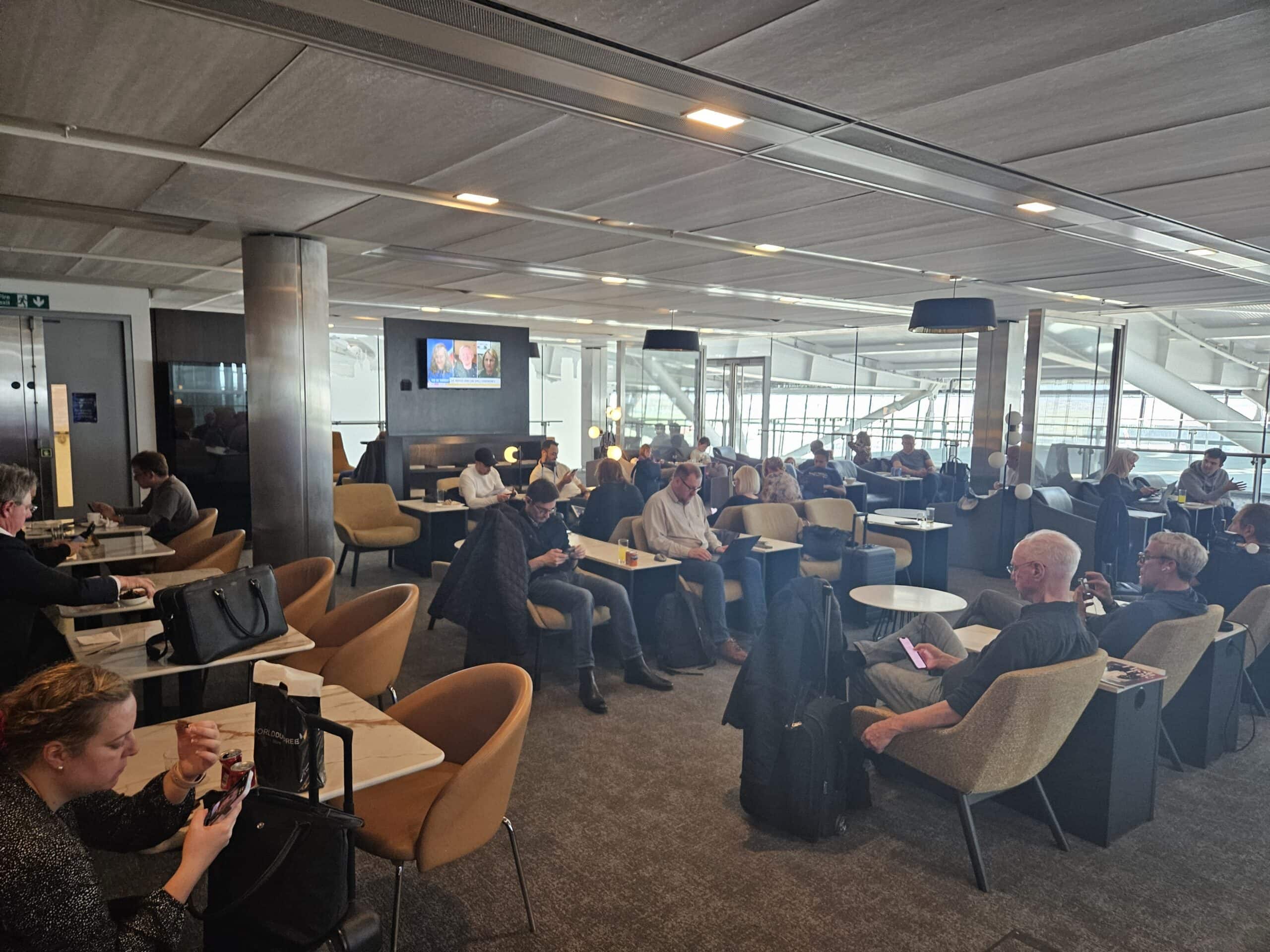 British Airways Galleries Lounge Review: London Heathrow T5 South 7 - British Airways Galleries Lounge British Airways Galleries Lounge Review: Seating