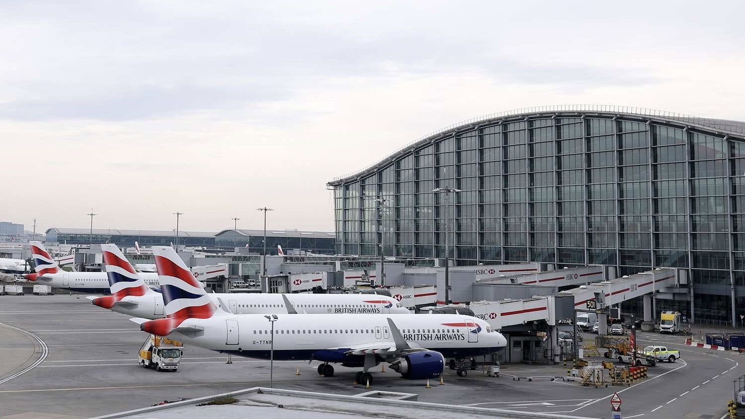 British Airways Galleries Lounge Review: T5 North