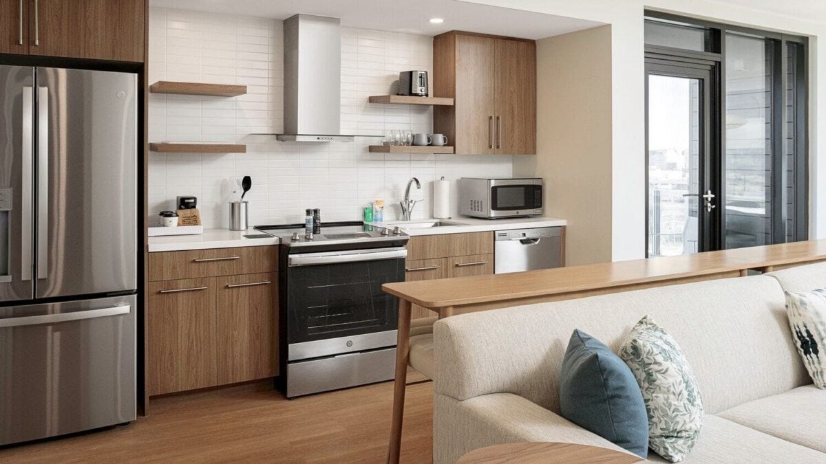 28 Hotel Brands With Kitchens Or Kitchenettes