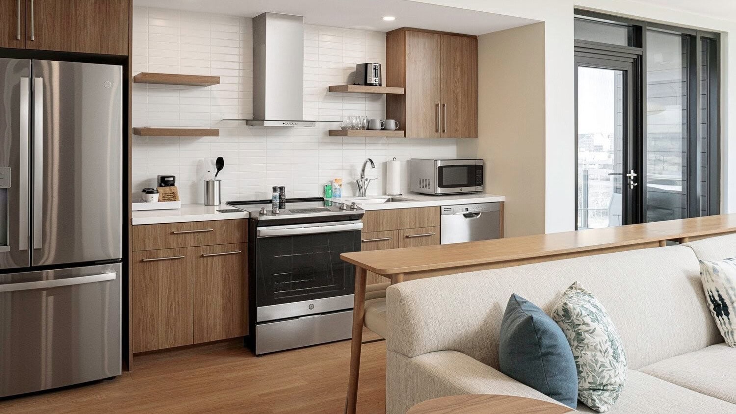 28 Hotel Brands With Kitchens Or Kitchenettes