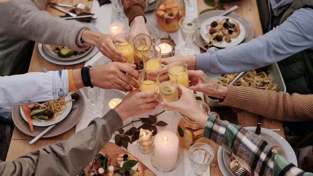 How To Meet Credit Card Minimum Spend Requirements 5 - Minimum Spend Requirements How To Meet Credit Card Minimum Spend Requirements: Pay For A group Dinner And Get Reimbursed