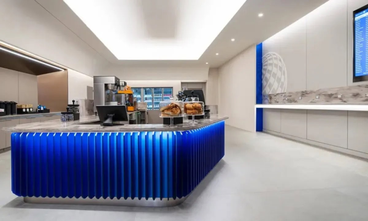 Provisions by Admirals Club: United Airlines Club Fly Alternative