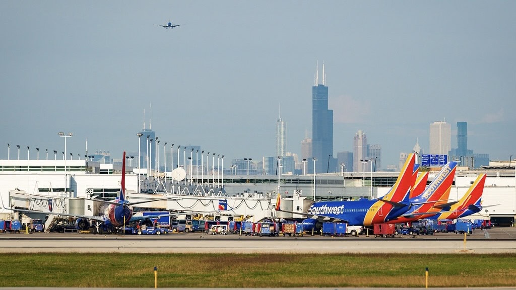 Dịch Vụ Vận Chuyển Hàng Hóa Từ Sân Bay Chicago Midway (MDW) Đến Tân Sơn Nhất (SGN)