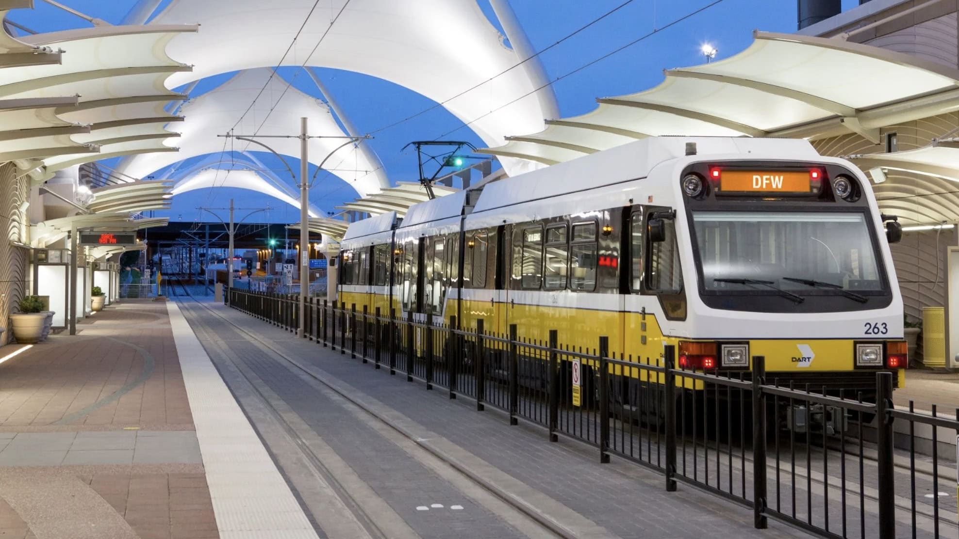 Dallas Fort Worth International Airport [DFW] - Public Transport: DART