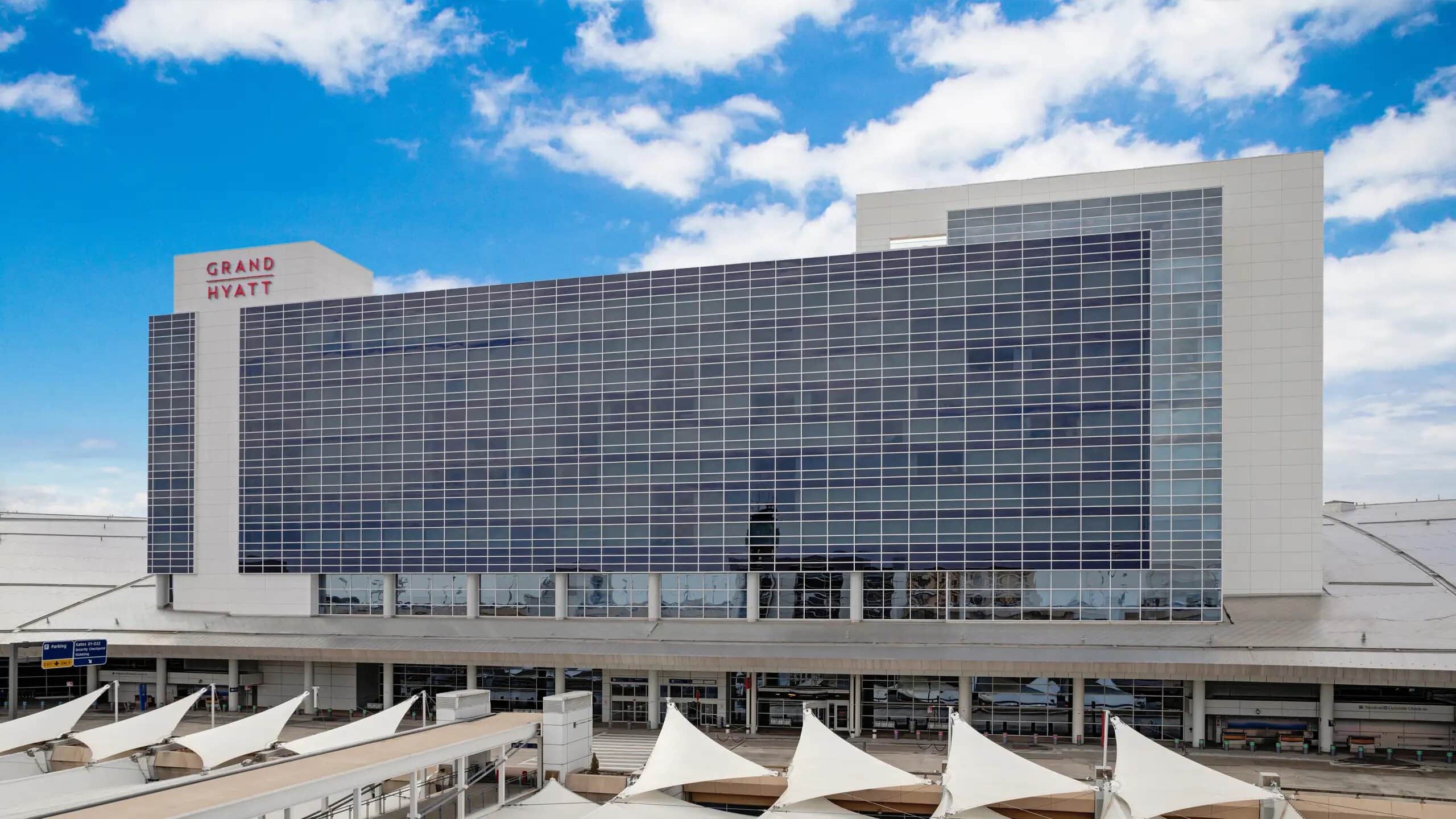 Dallas Fort Worth International Airport [DFW] - Grand Hyatt DFW Airport