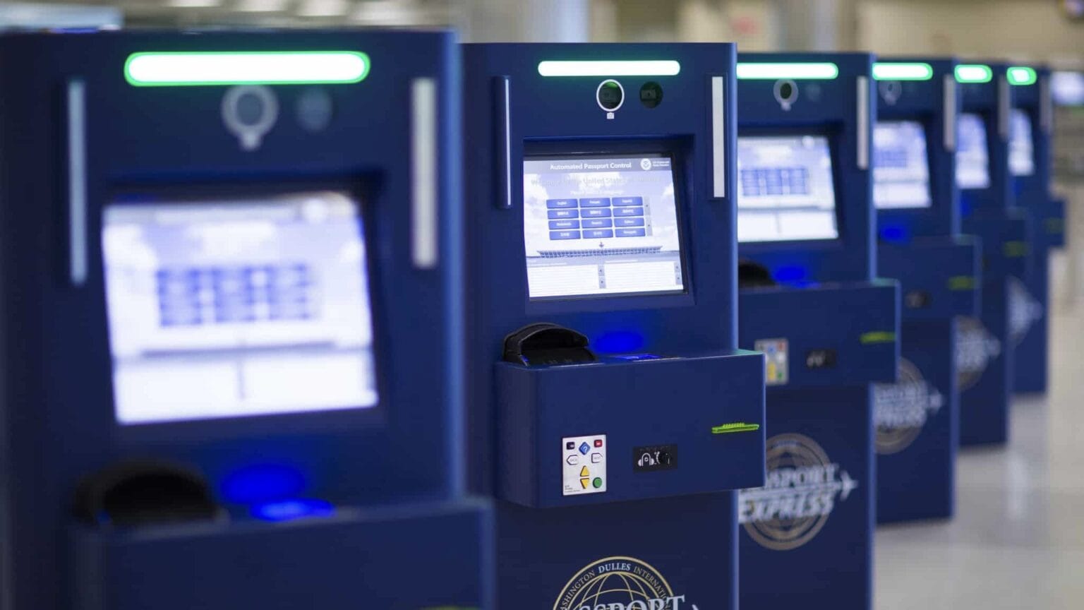 Mobile Passport Control App: A Complete Guide [2025]