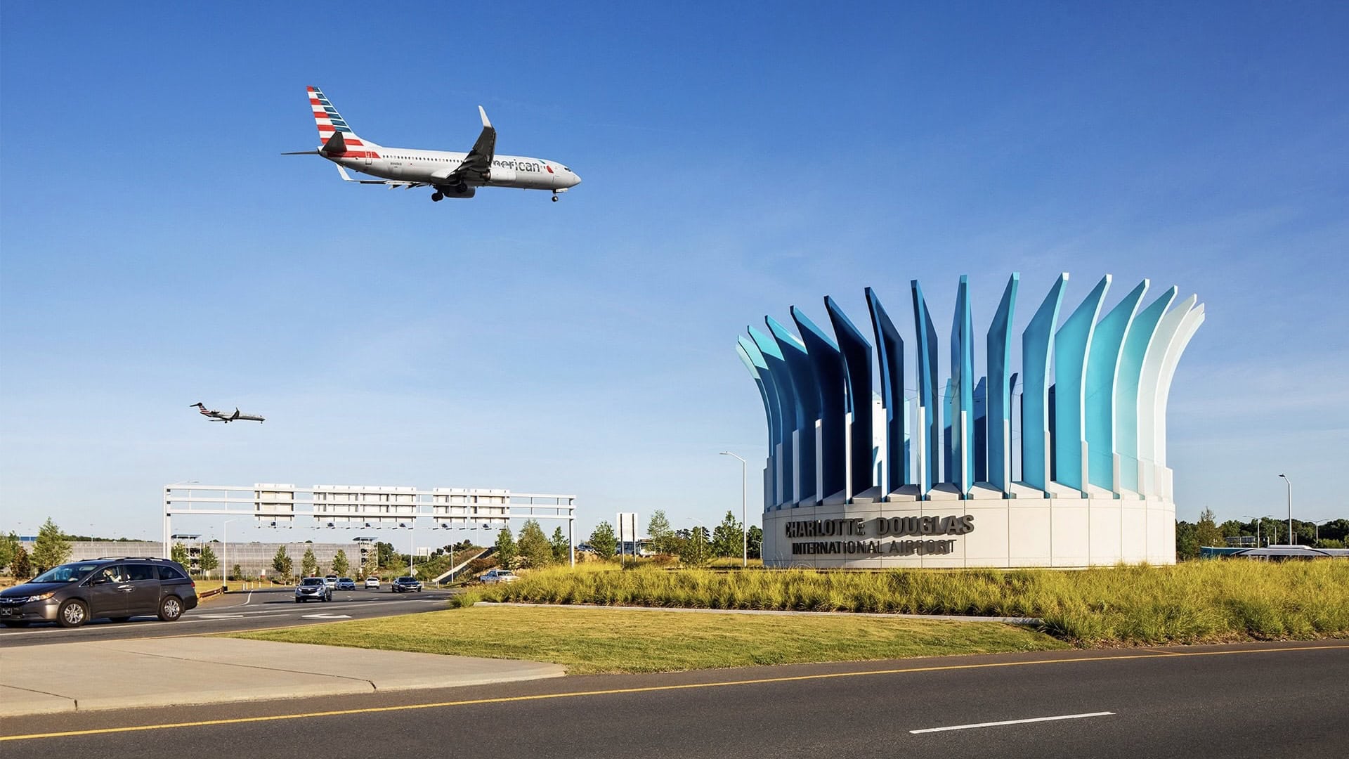 Featured image for “Charlotte Douglas International Airport [CLT] – Ultimate Terminal Guide”