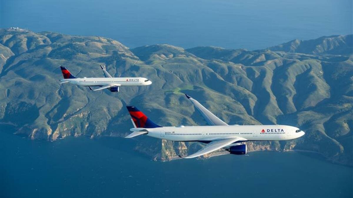 Featured image for “Delta Air Lines Guide: Seats, Amenities, Customer Service, Baggage Fees, and More”