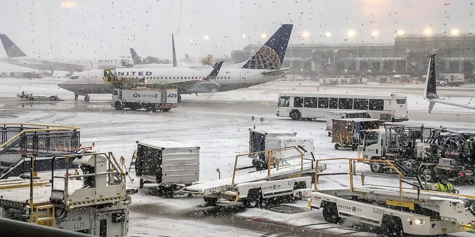 Chicago O’Hare vs Midway - Flight Delays