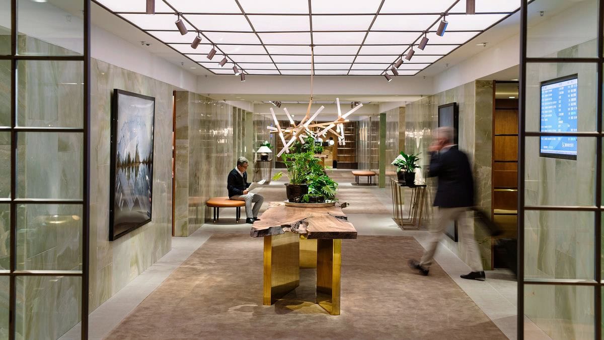 Oneworld Alliance: The Ultimate Guide 6 - oneworld Alliance Oneworld Alliance: The Ultimate Guide - Oneworld Airport Lounges (Cathay Pacific The Pier First Class Lounge)