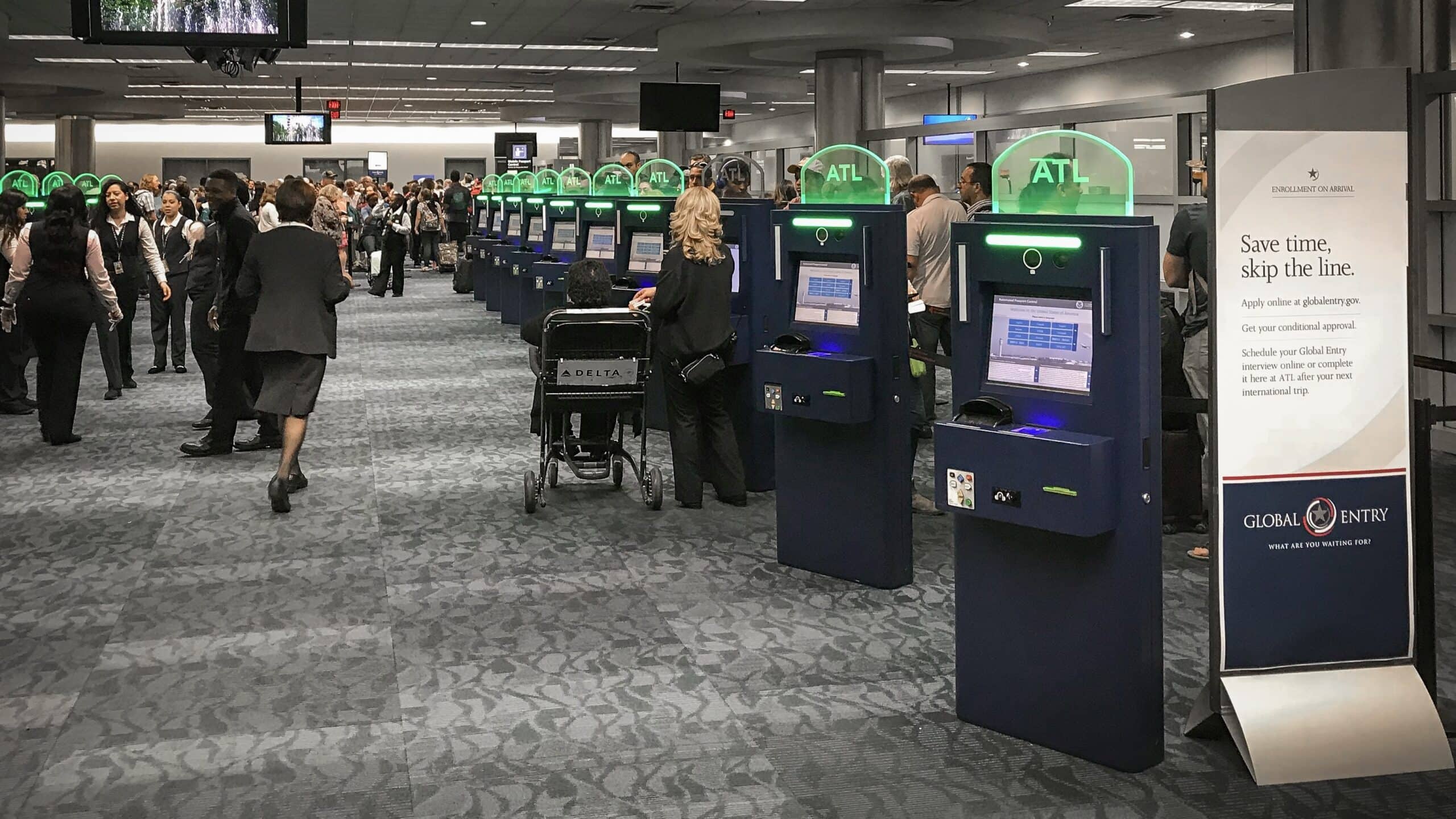 Mobile Passport Control App vs Global Entry