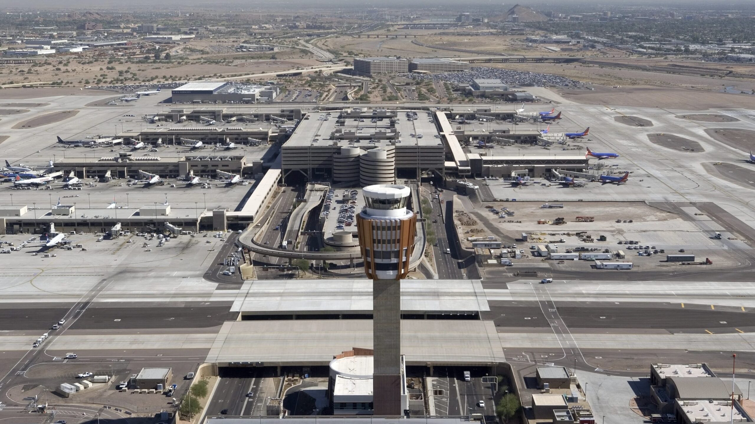 Phoenix Sky Harbor International Airport [PHX] - Overview